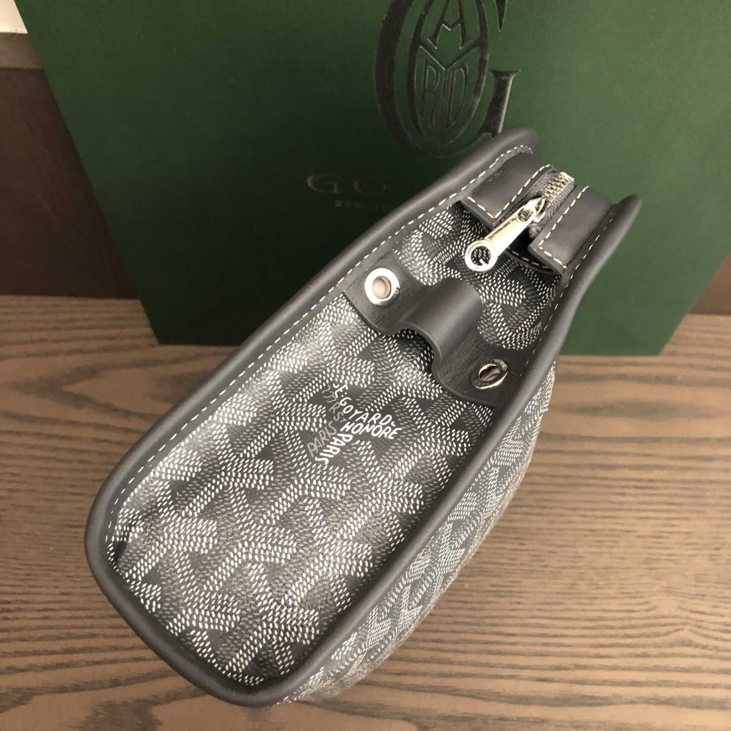 Goyard Jouvence MM Toiletry Bag - DopestKickz