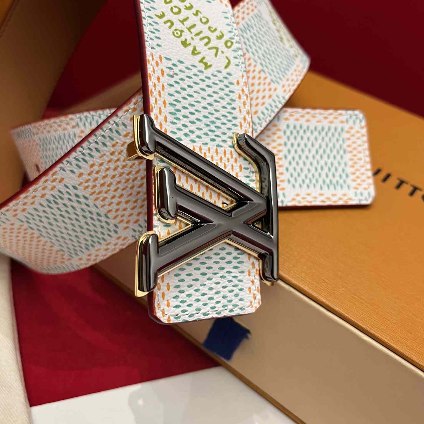 Louis Vuitton LV Initiales 40mm Reversible Belt  - DopestKickz
