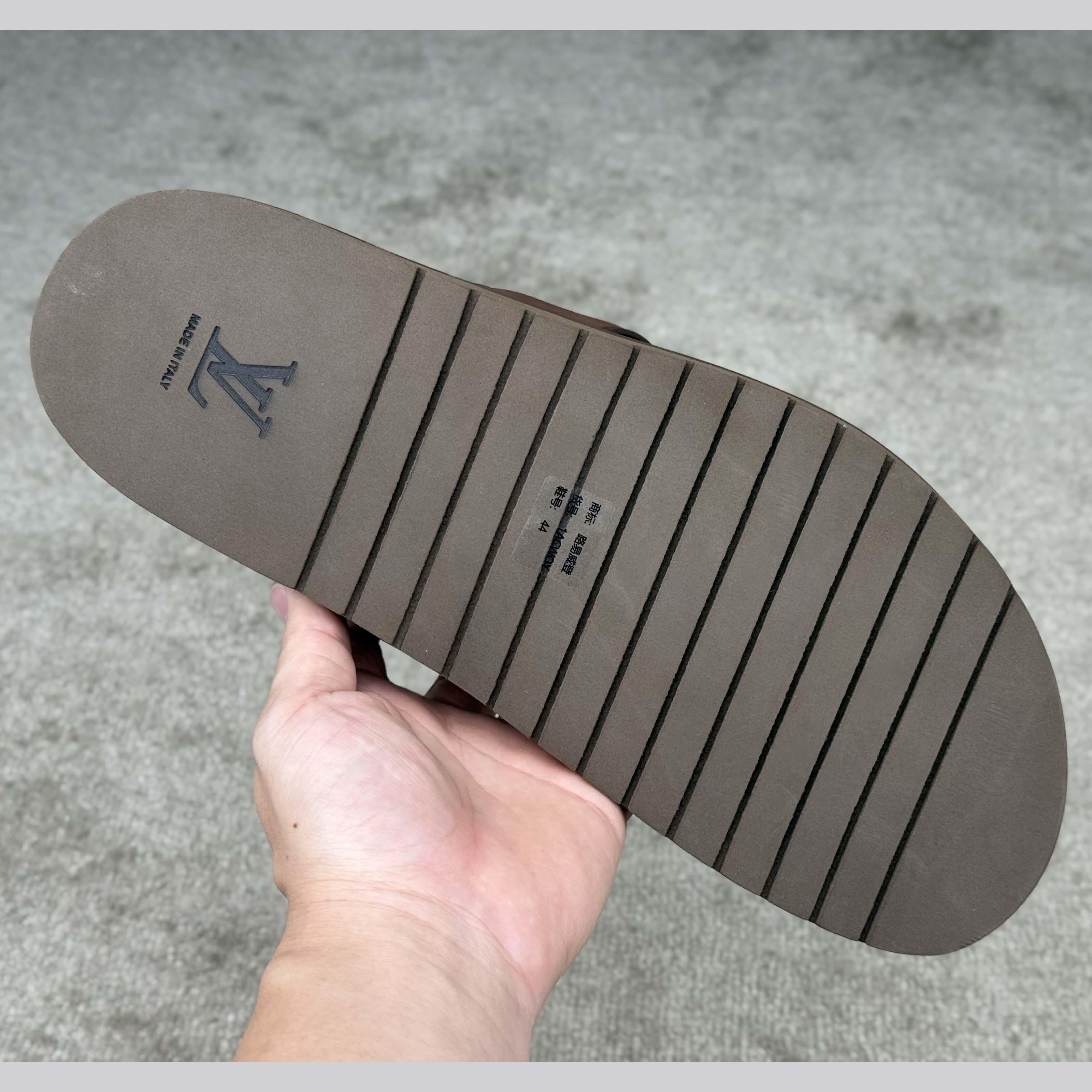 Louis Vuitton LV Oasis Mule    - DopestKickz