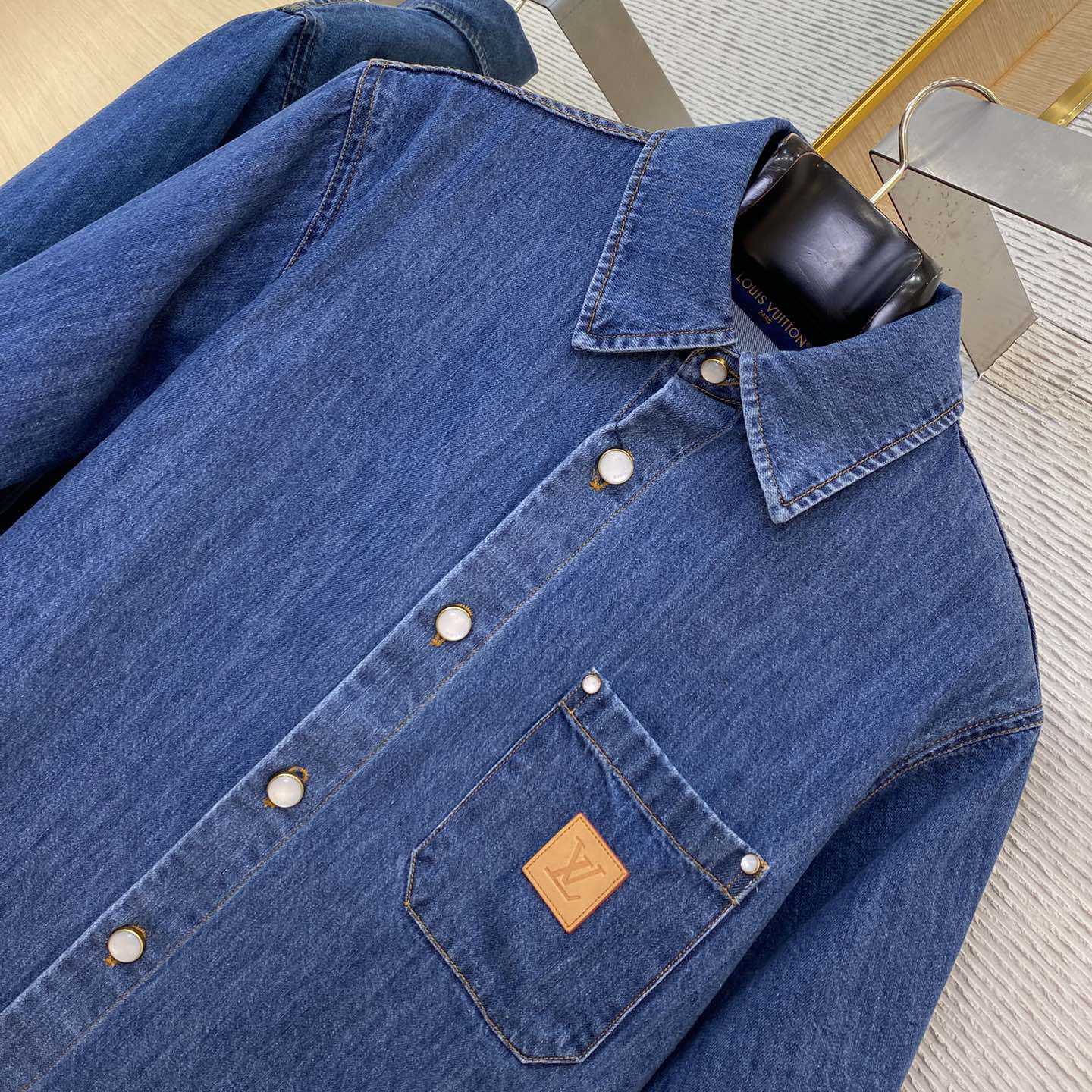 Louis Vuitton Signature Denim Short-Sleeved Shirt - DopestKickz