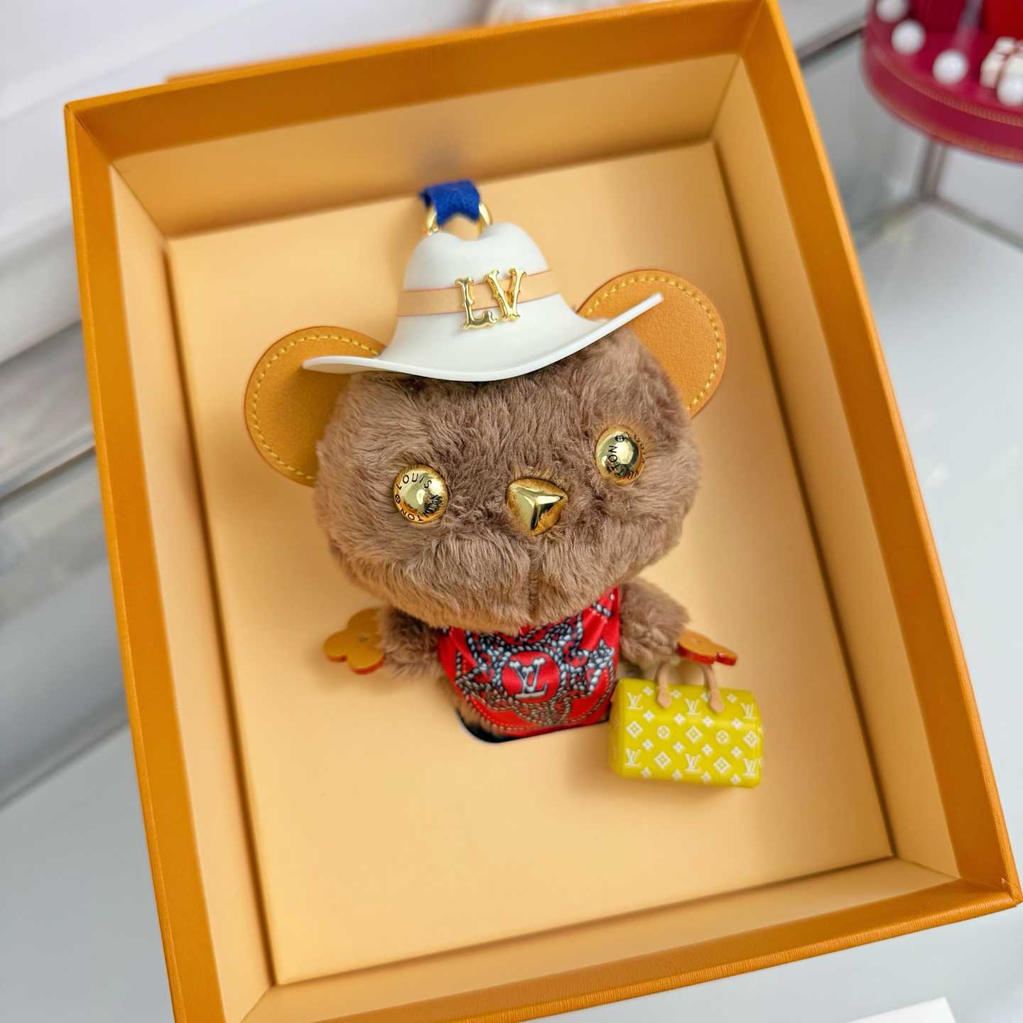 Louis Vuitton LV Louis Bear Bag Charm   M03176 - DopestKickz