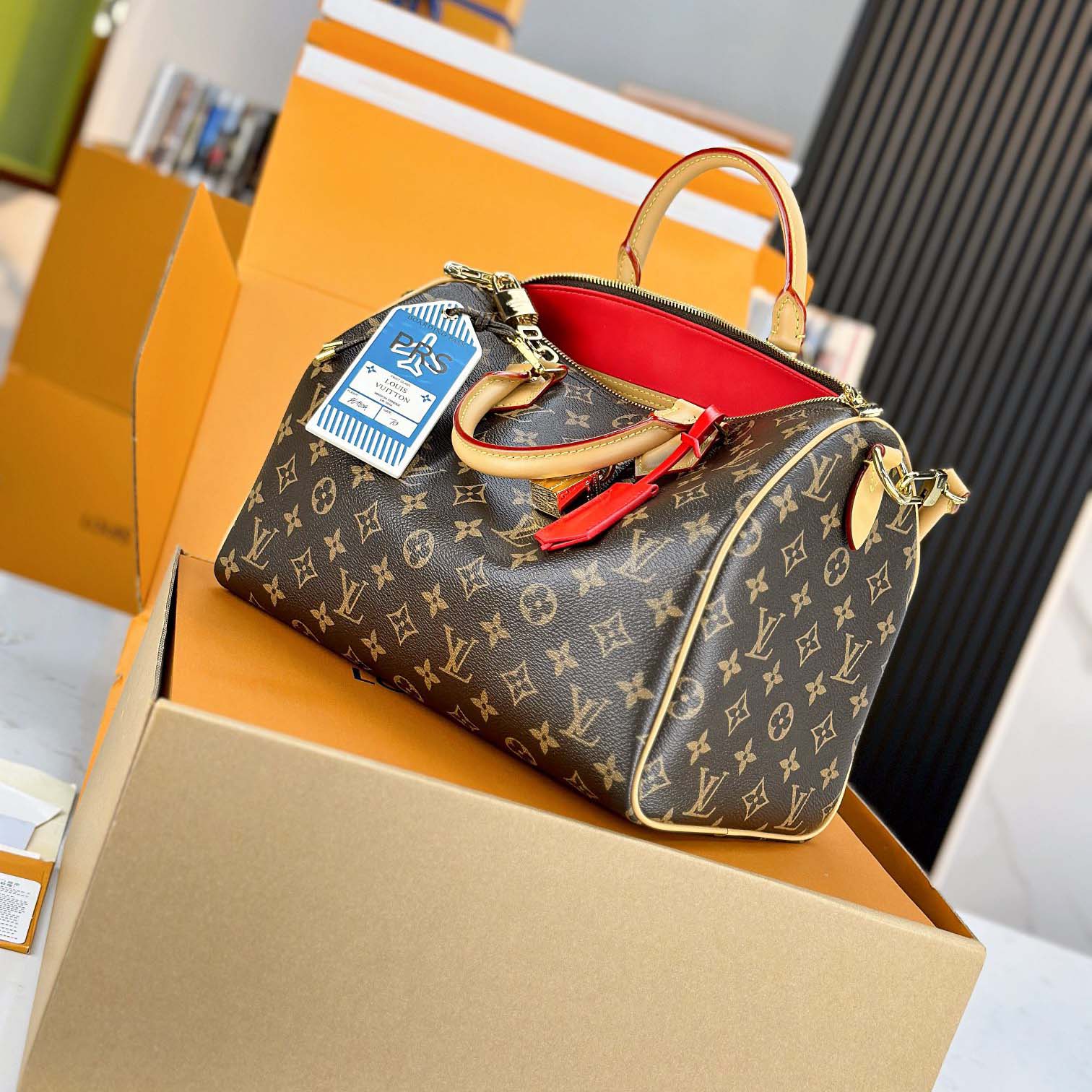 Louis Vuitton Speedy Soft 30 Crafty   M11945 - DopestKickz