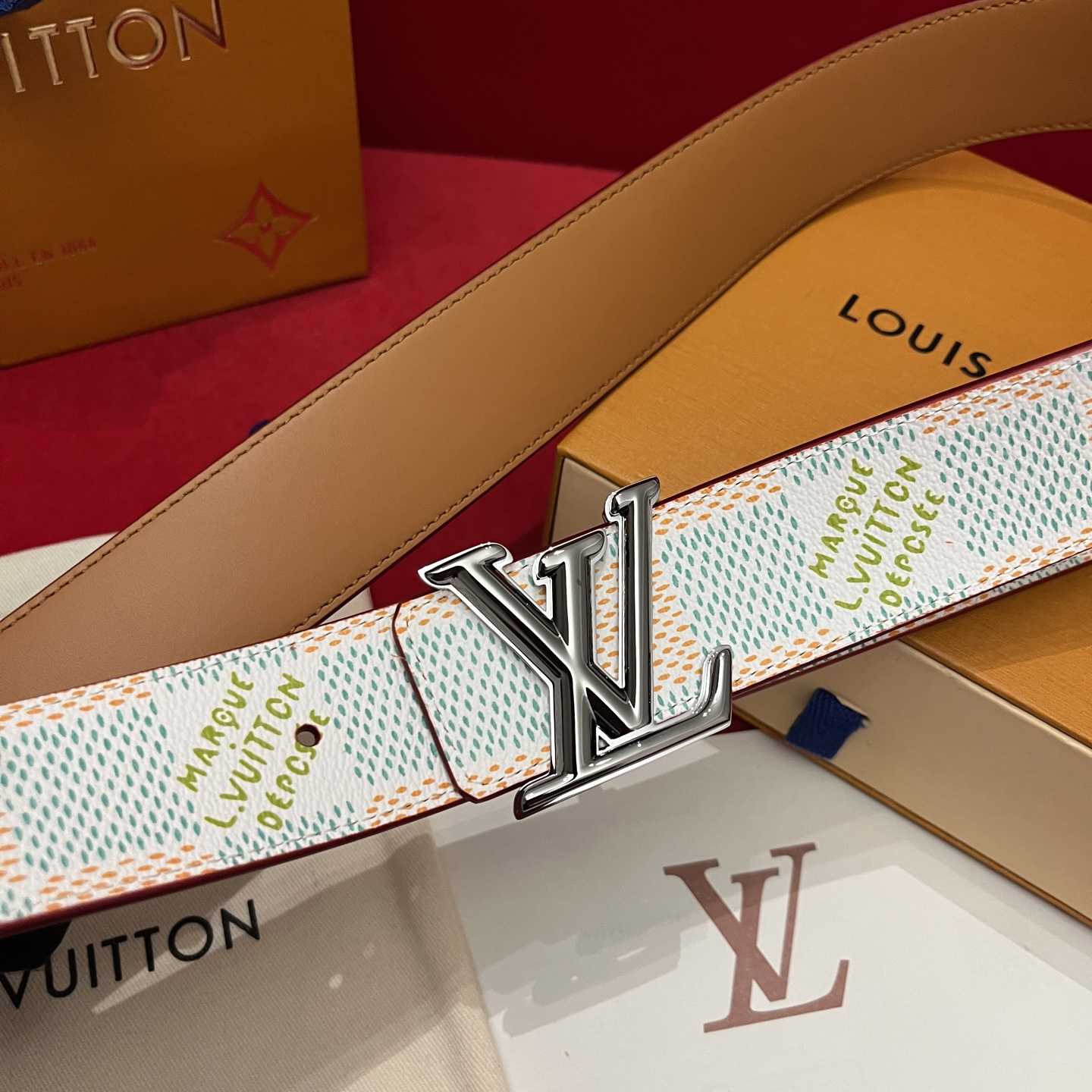 Louis Vuitton LV Initiales 40mm Reversible Belt  - DopestKickz