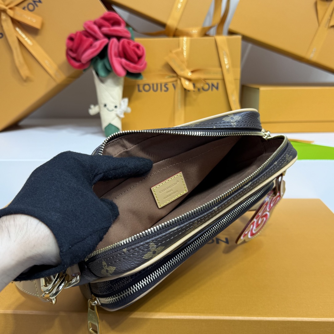 Louis Vuitton Nil   M26068 - DopestKickz