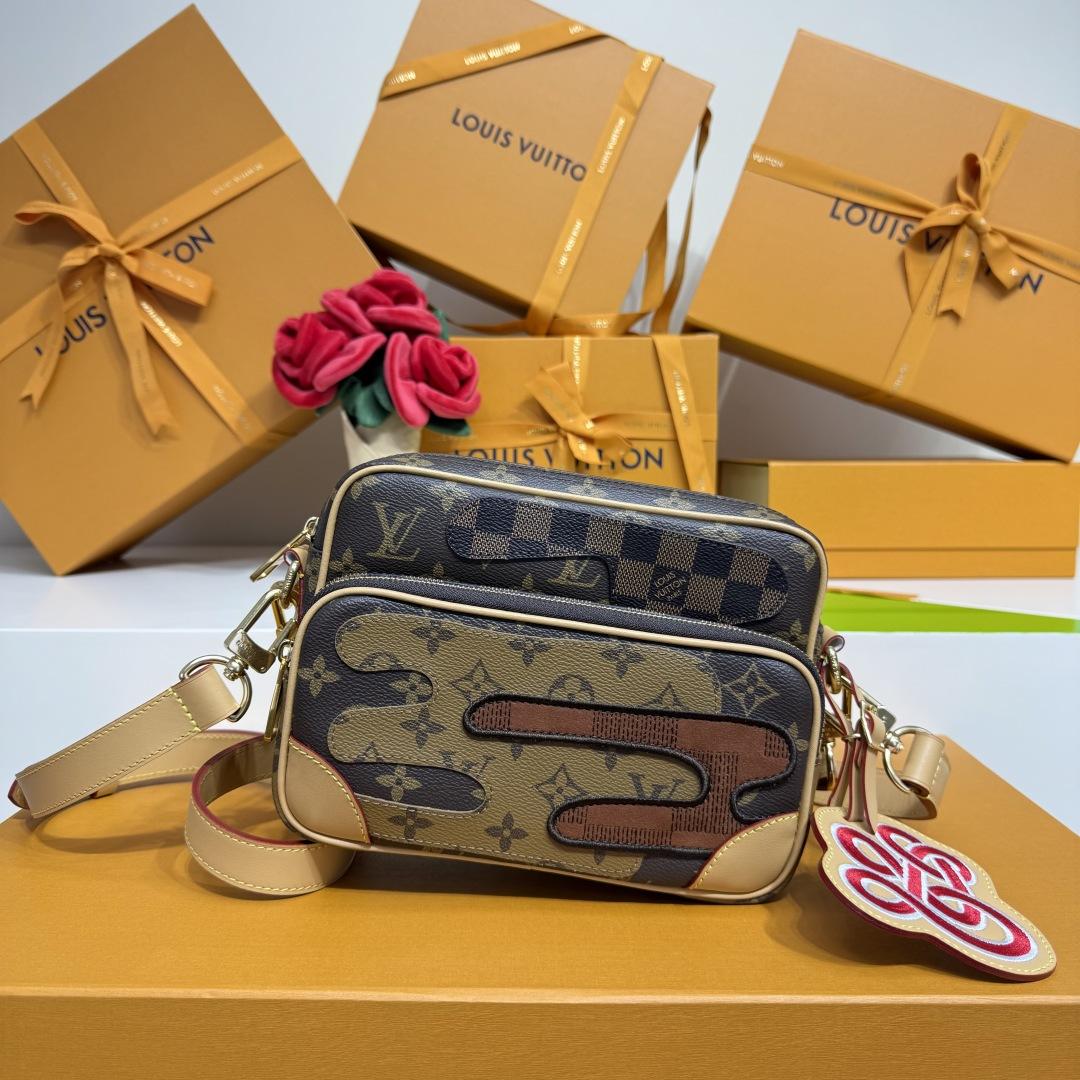 Louis Vuitton Nil   M26068 - DopestKickz