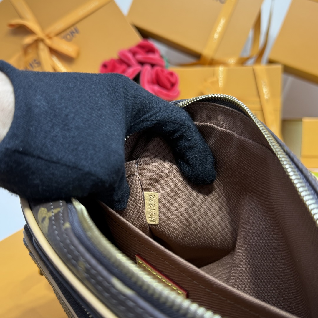 Louis Vuitton Nil   M26068 - DopestKickz