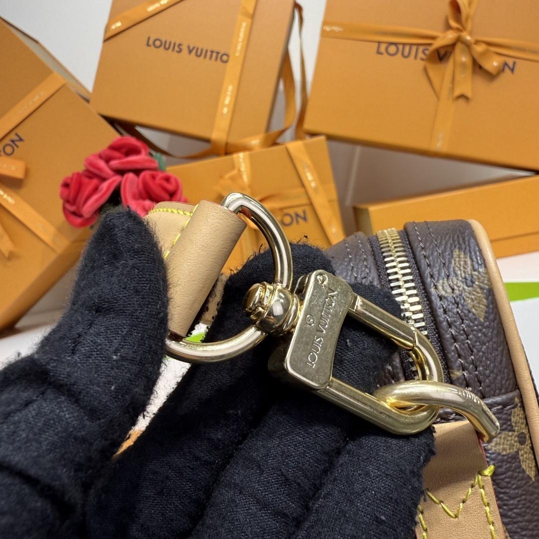 Louis Vuitton Nil   M26068 - DopestKickz