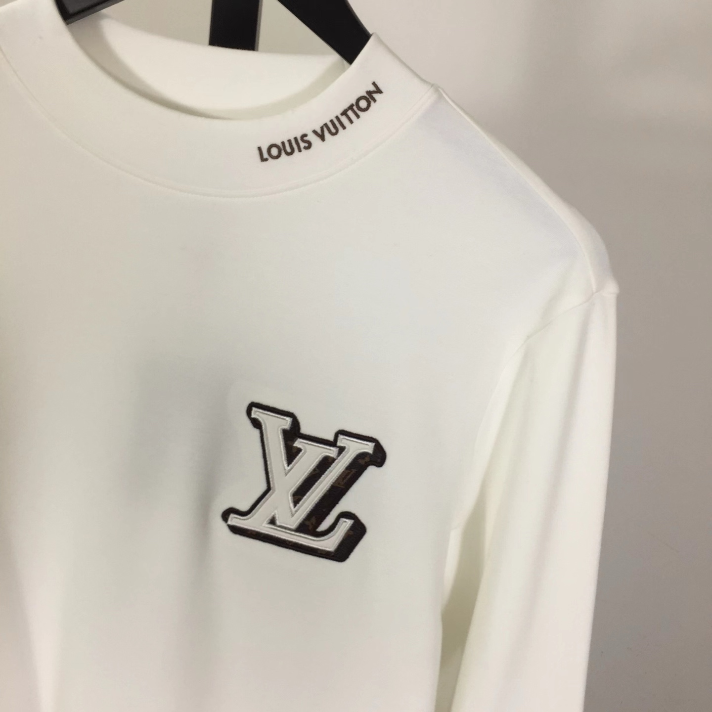 Louis Vuitton Embossed LV Long-Sleeved T-Shirt - DopestKickz