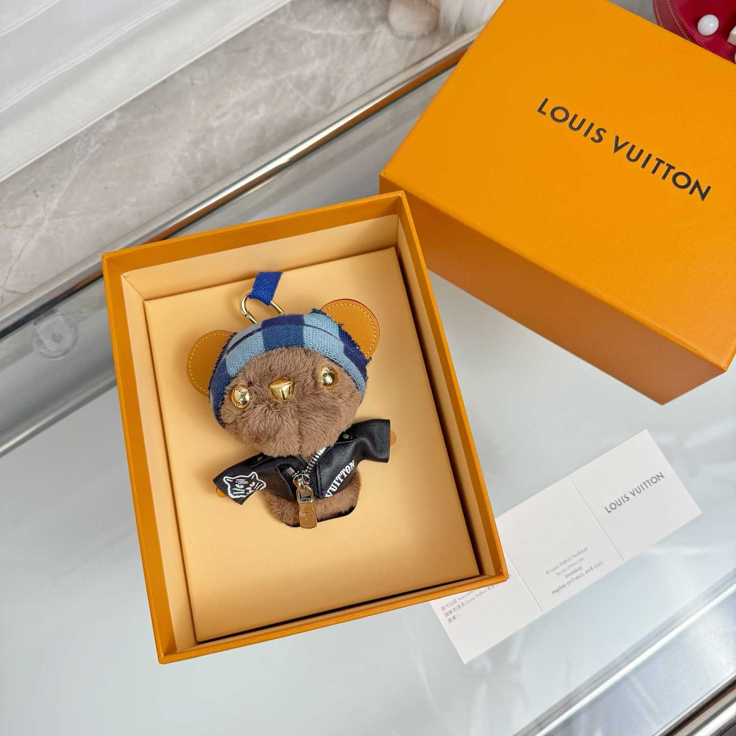 Louis Vuitton LV Louis Bear Bag Charm  M03206 - DopestKickz