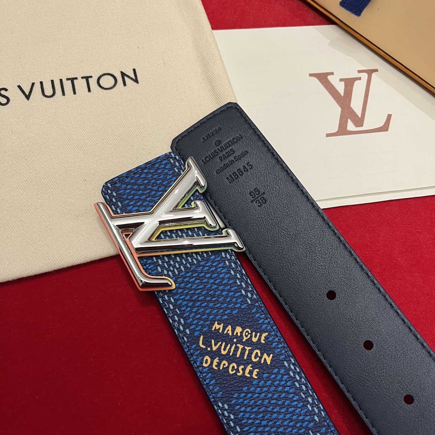 Louis Vuitton LV Initiales 40mm Reversible Belt  - DopestKickz