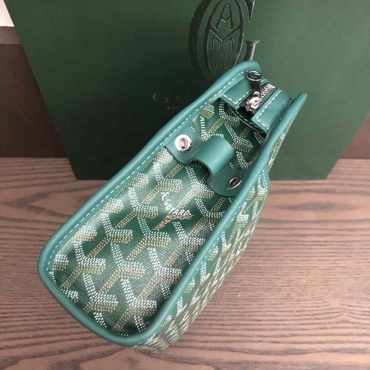 Goyard Jouvence MM Toiletry Bag - DopestKickz