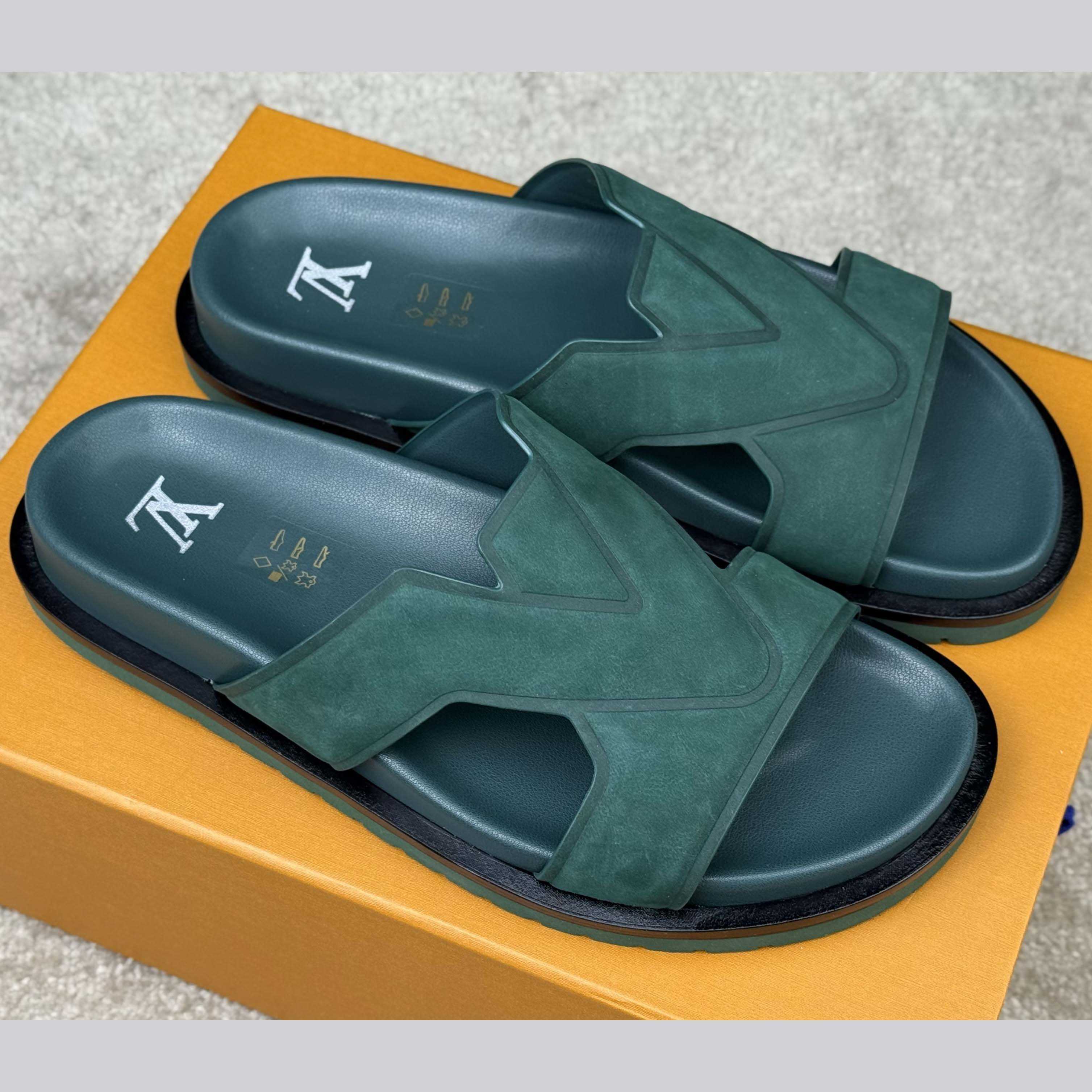 Louis Vuitton LV Oasis Mule    - DopestKickz