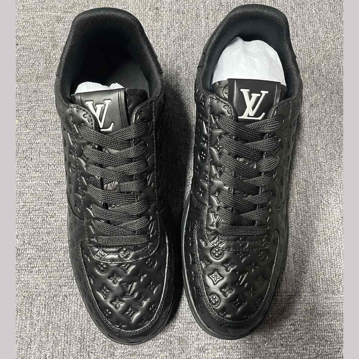 Louis Vuitton Rivoli Sneaker   1AARHT - DopestKickz
