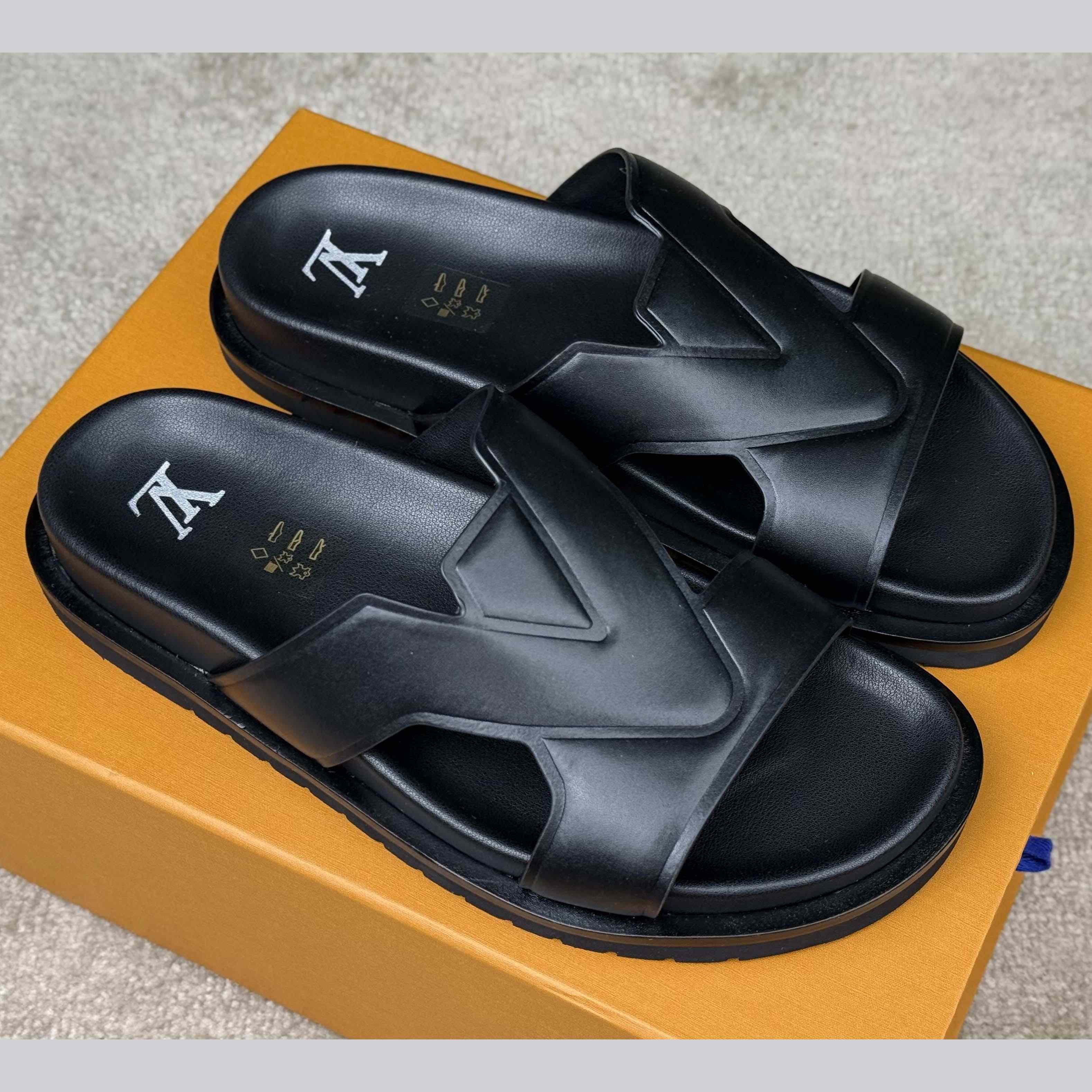 Louis Vuitton LV Oasis Mule    - DopestKickz