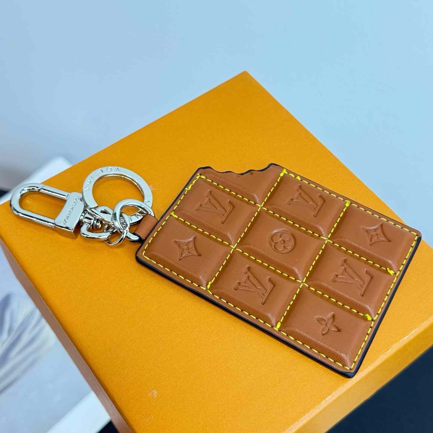 Louis Vuitton LV Chocolate Bar Figurine Key Holder And Bag Charm   M01478 - DopestKickz