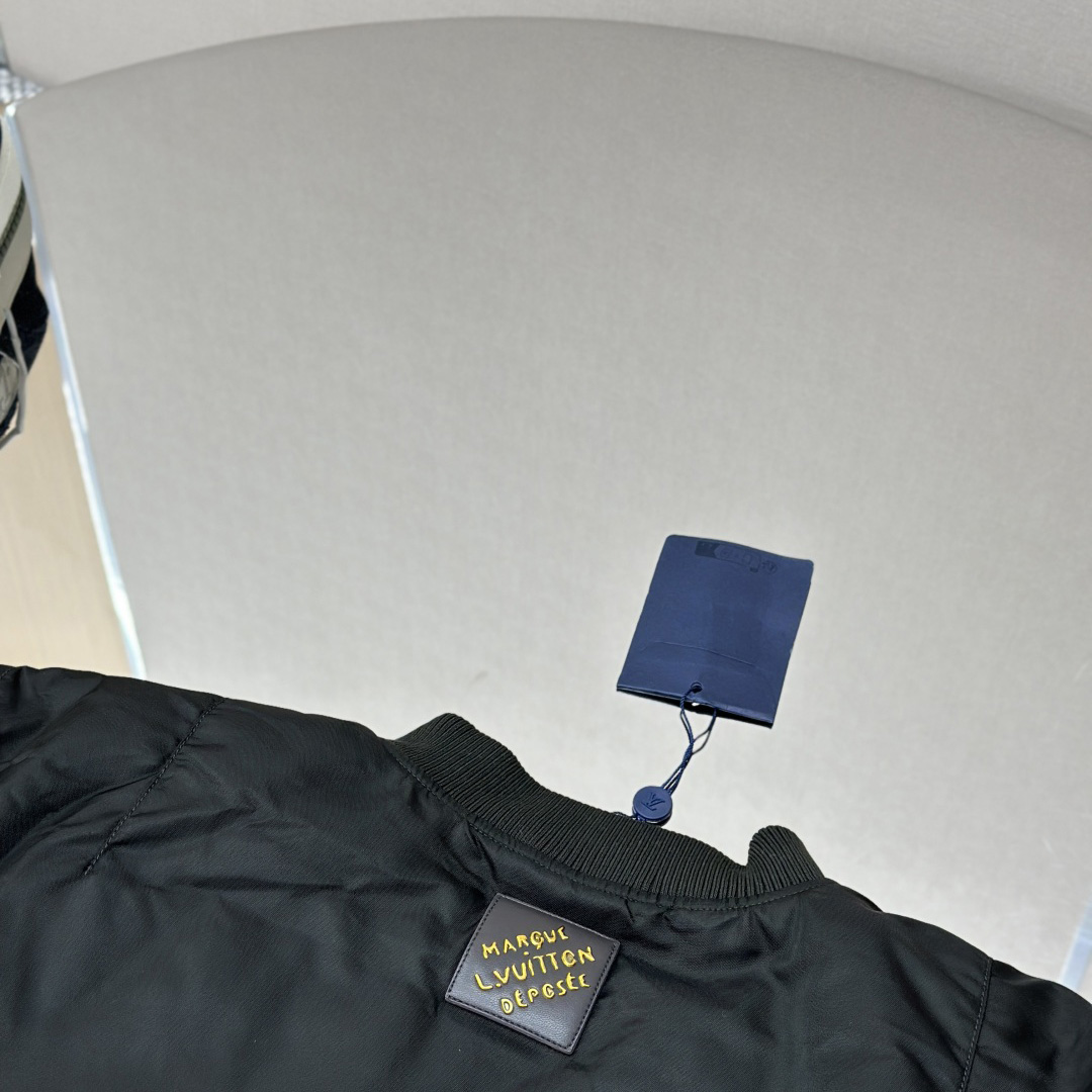 Louis Vuitton Cropped Bomber   1AIMS2 - DopestKickz