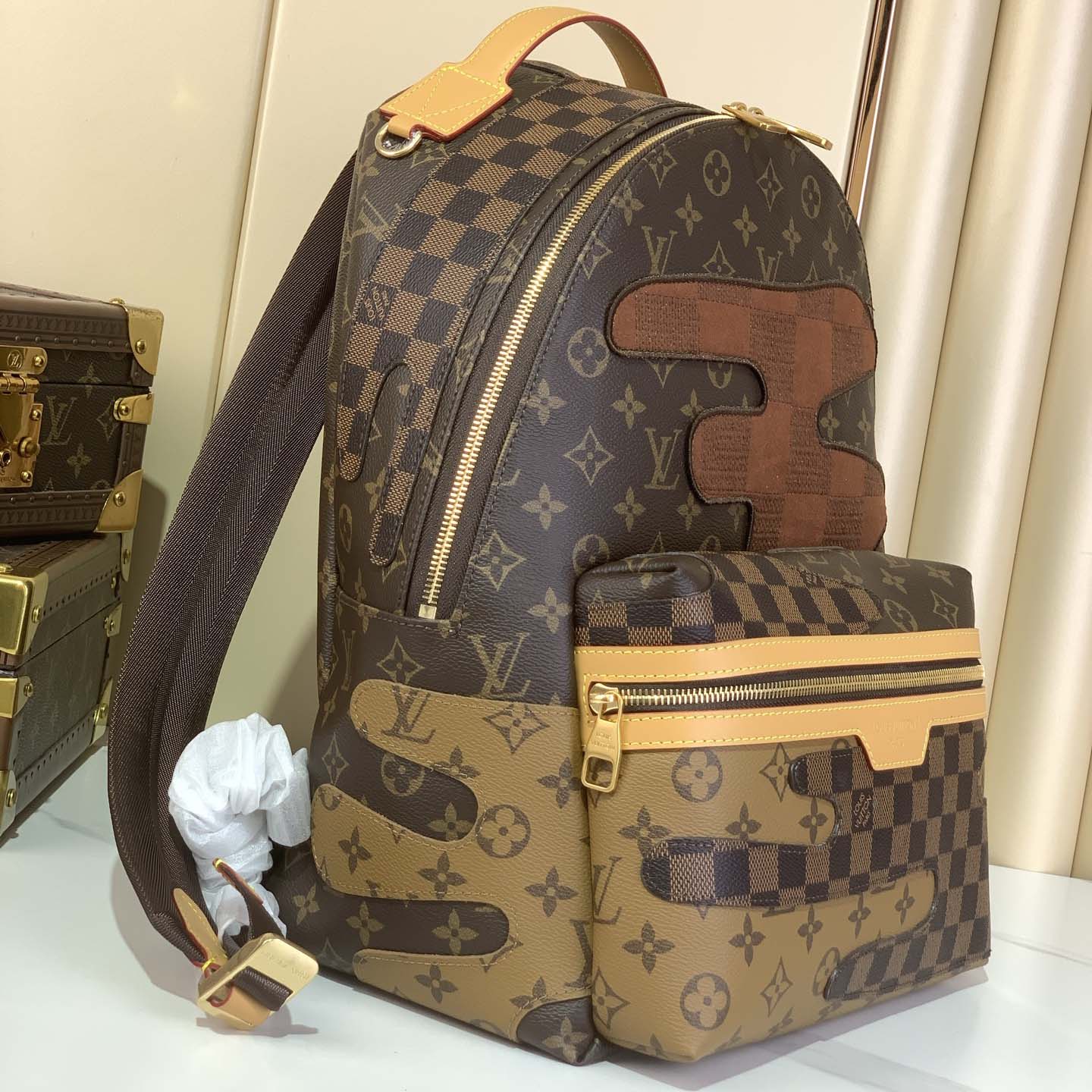 Louis Vuitton Discovery Backpack PM   M26130 - DopestKickz