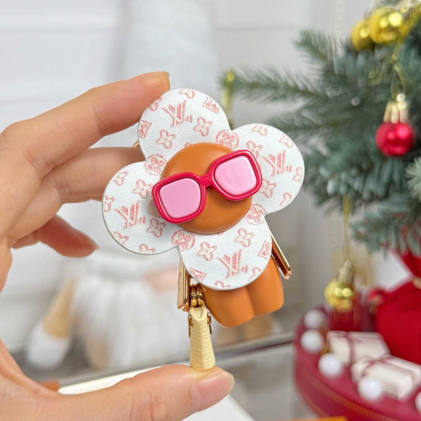 Louis Vuitton Summer Vivienne Bag Charm   M02591 - DopestKickz