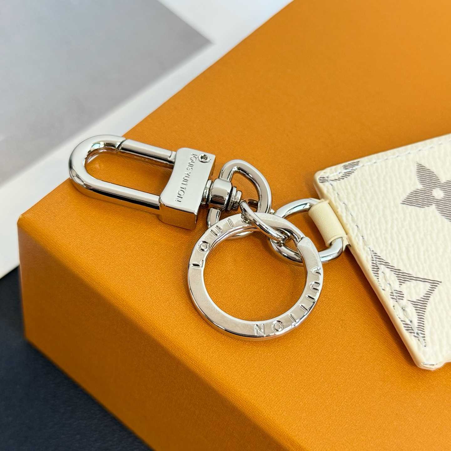Louis Vuitton LV Chocolate Bar Key Holder and Bag Charm   M02875 - DopestKickz