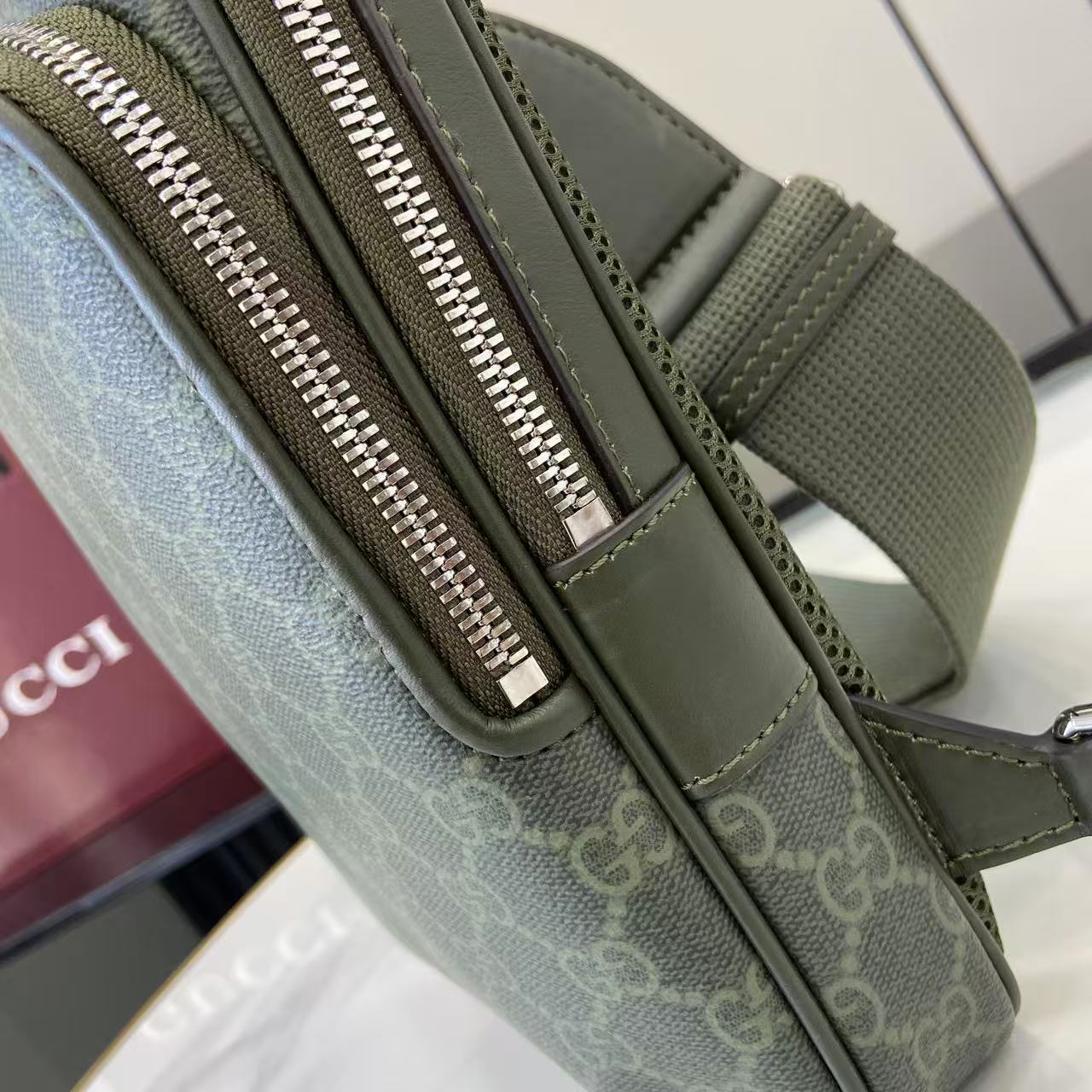 Gucci GG Monogram Small Slingbag - DopestKickz