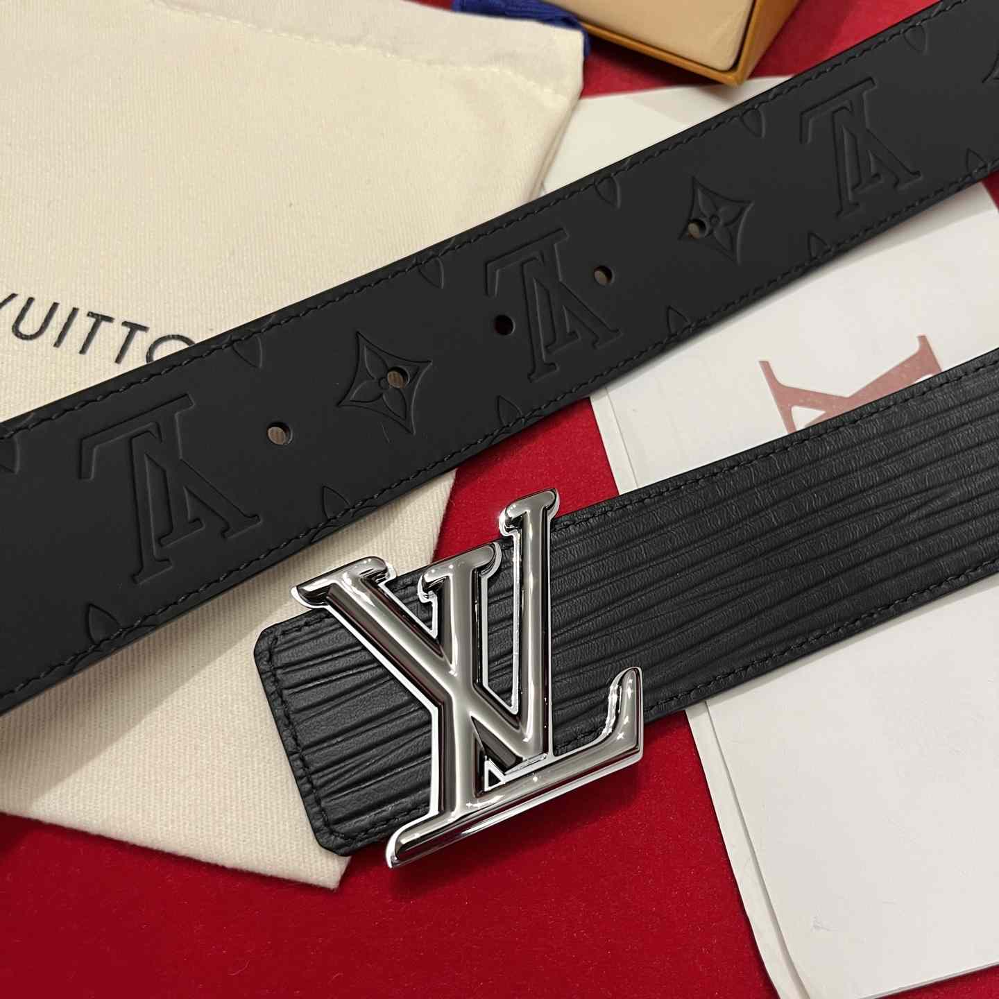 Louis Vuitton Reversible Belt  4cm - DopestKickz