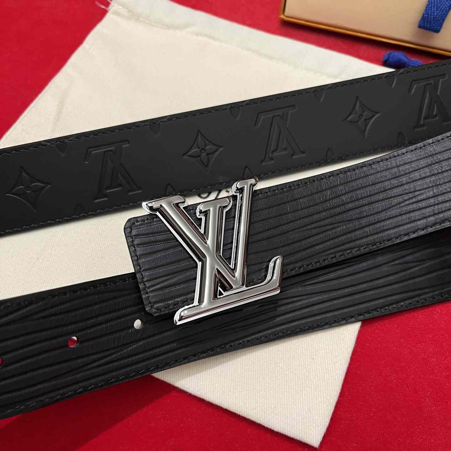 Louis Vuitton Reversible Belt  4cm - DopestKickz