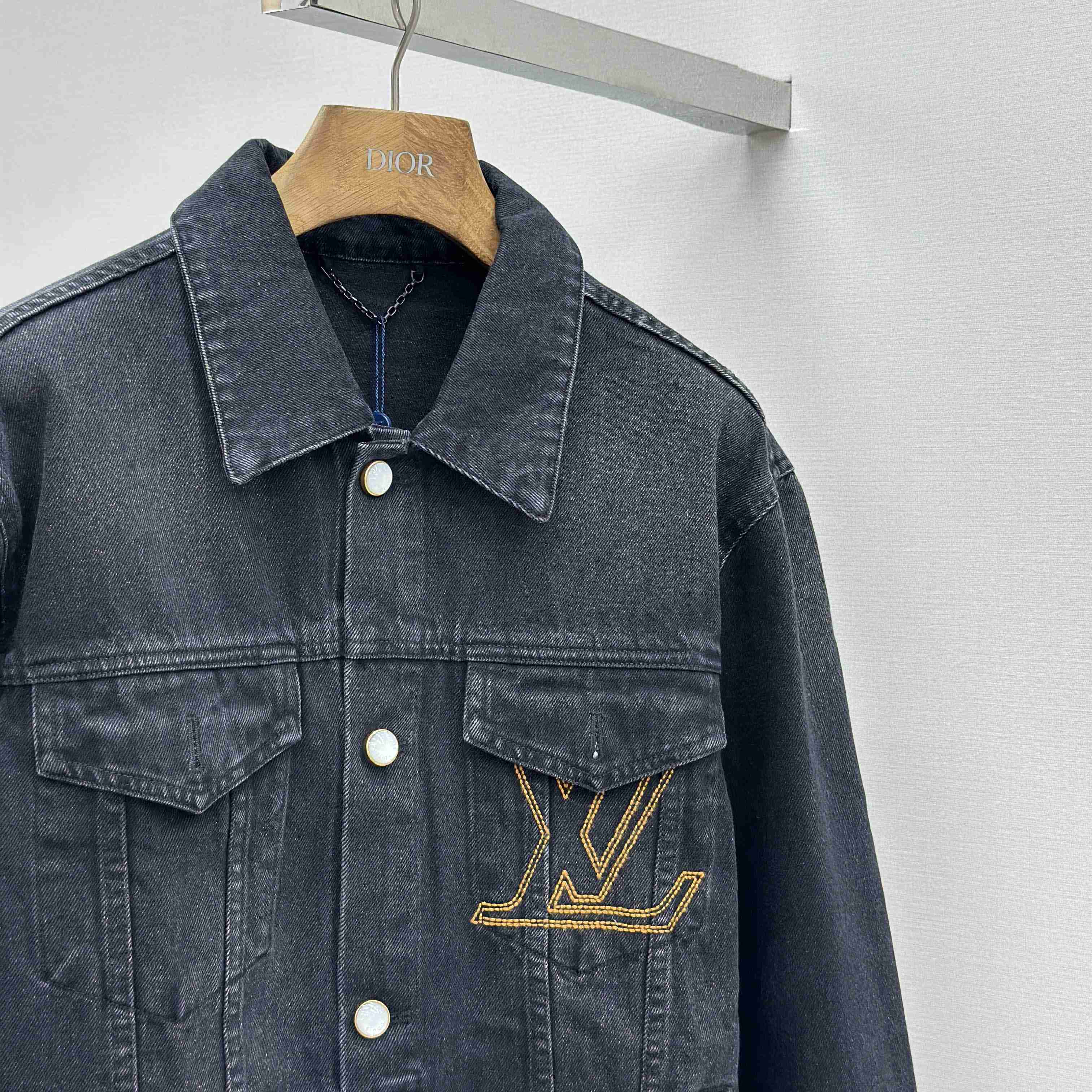 Louis Vuitton LV Denim Trucker Jacket   1AILKE - DopestKickz