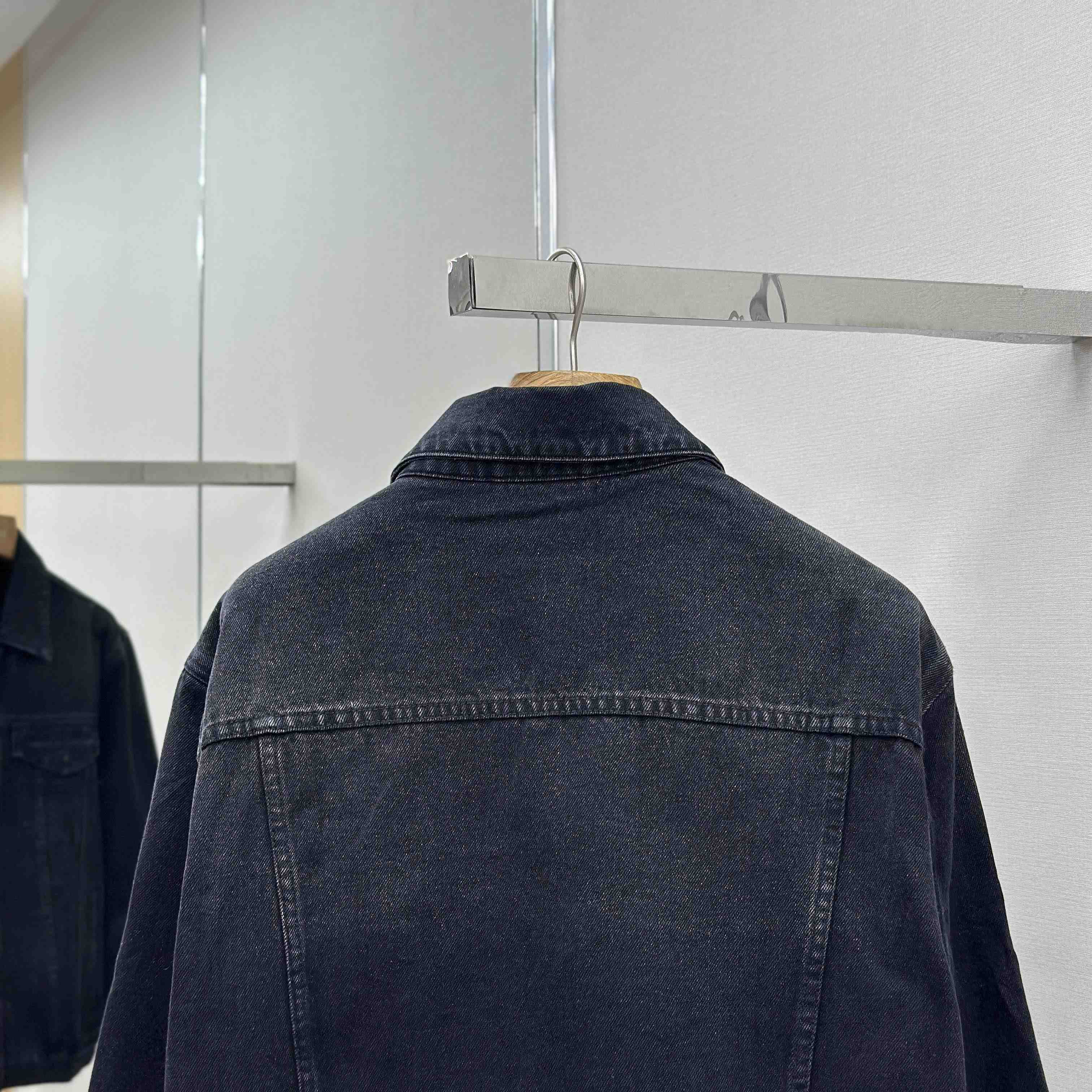 Louis Vuitton LV Denim Trucker Jacket   1AILKE - DopestKickz