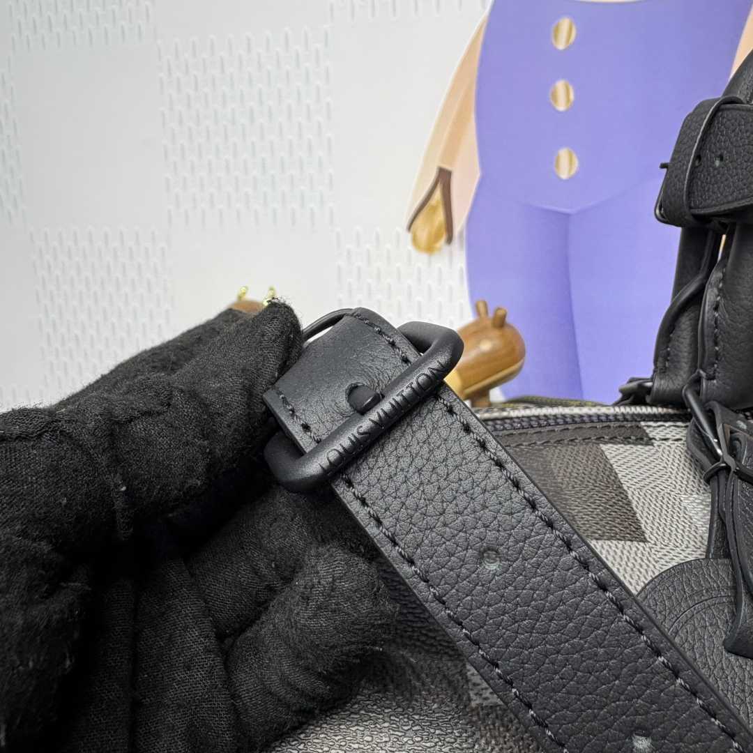 Louis Vuitton Keepall Bandoulière 50   M14957 - DopestKickz