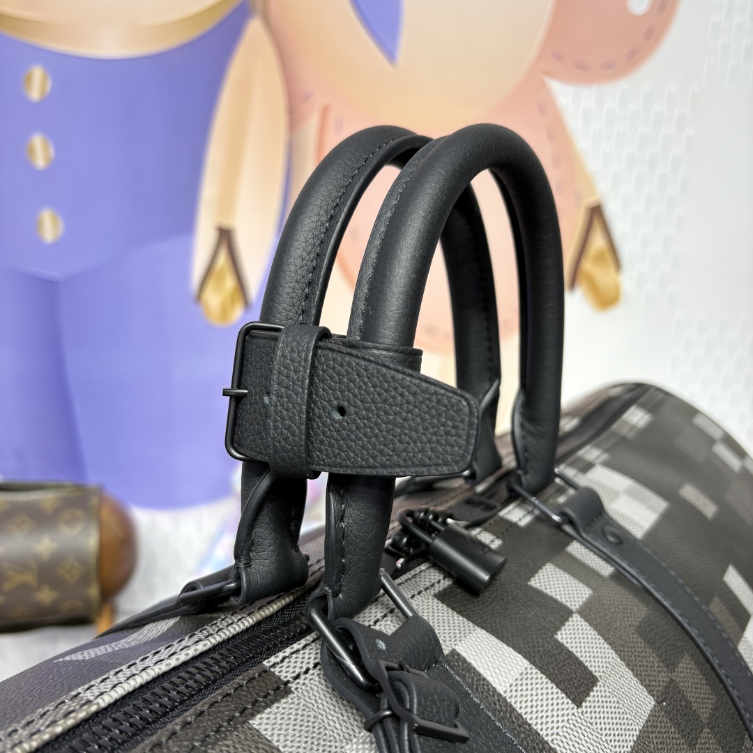 Louis Vuitton Keepall Bandoulière 50   M14957 - DopestKickz