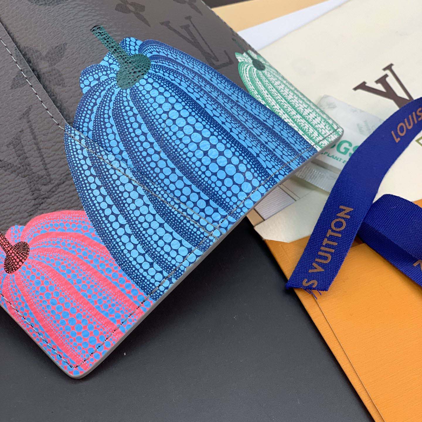 Louis Vuitton LV x YK Wallet  (7.5×11.1×1cm)   M81969 - DopestKickz