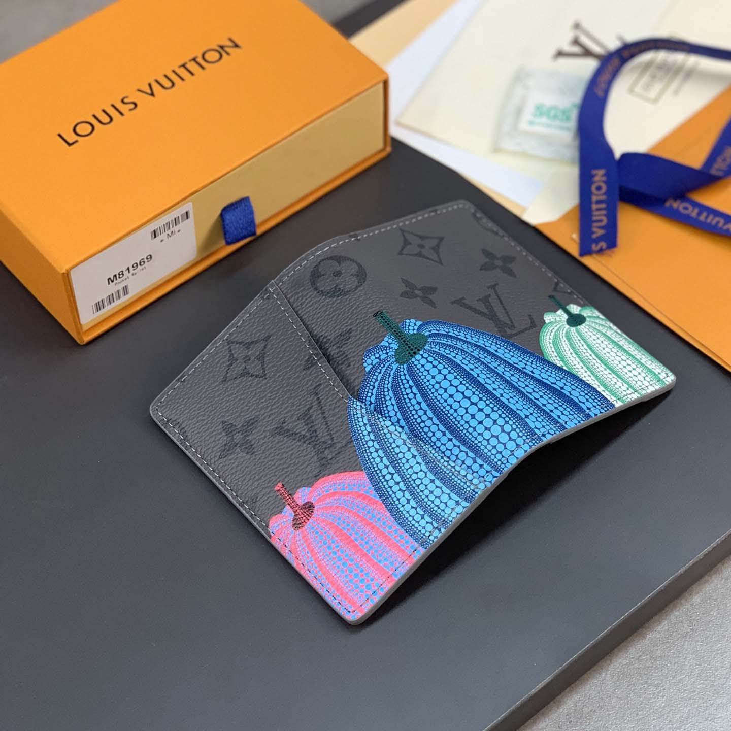 Louis Vuitton LV x YK Wallet  (7.5×11.1×1cm)   M81969 - DopestKickz