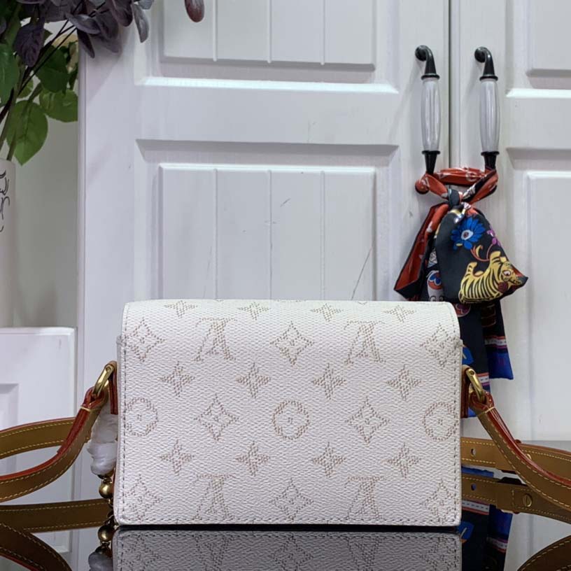 Louis Vuitton Steamer Wearable Wallet    M14686 - DopestKickz