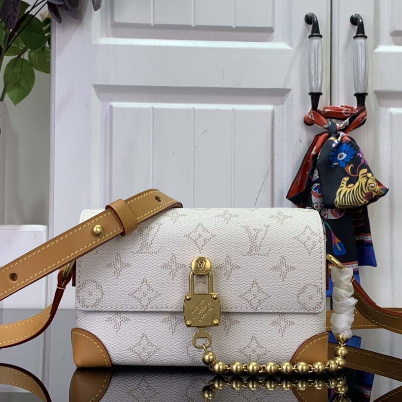 Louis Vuitton Steamer Wearable Wallet    M14686 - DopestKickz