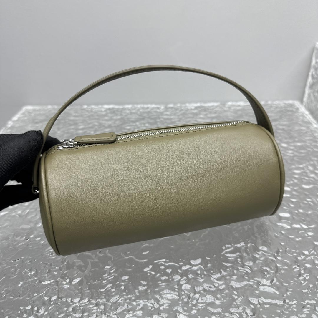 The Row Round 90's Bag In Leather - DopestKickz