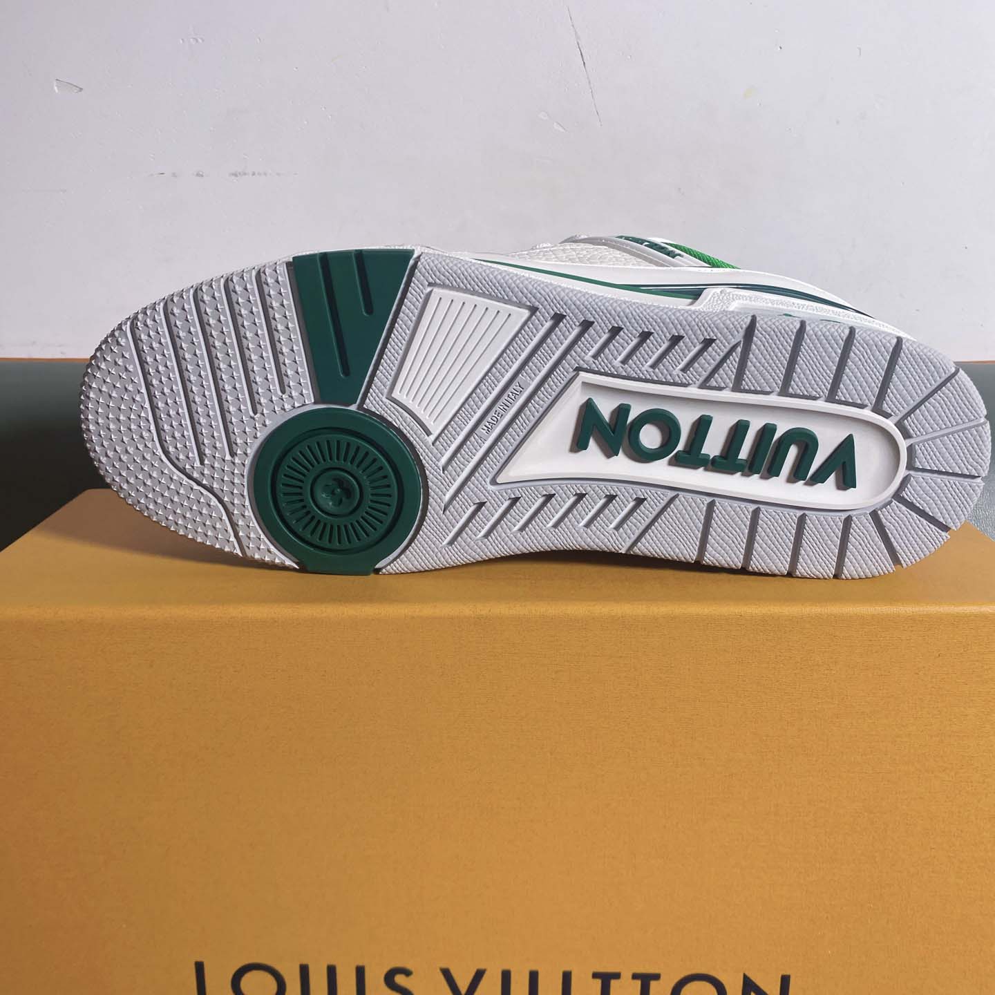 Louis Vuitton LV Trainer Sneaker      1AIJ05 - DopestKickz