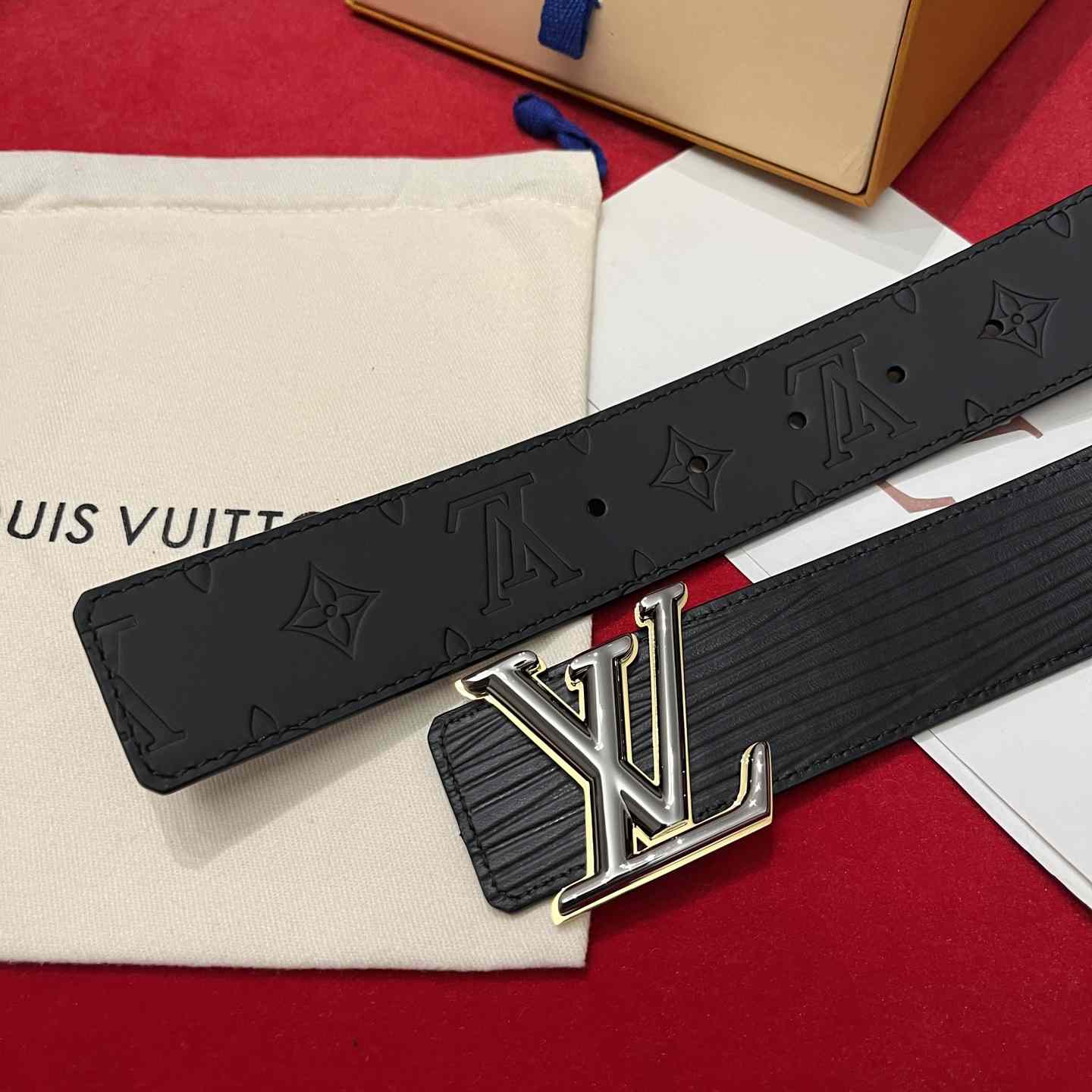 Louis Vuitton Reversible Belt  4cm - DopestKickz