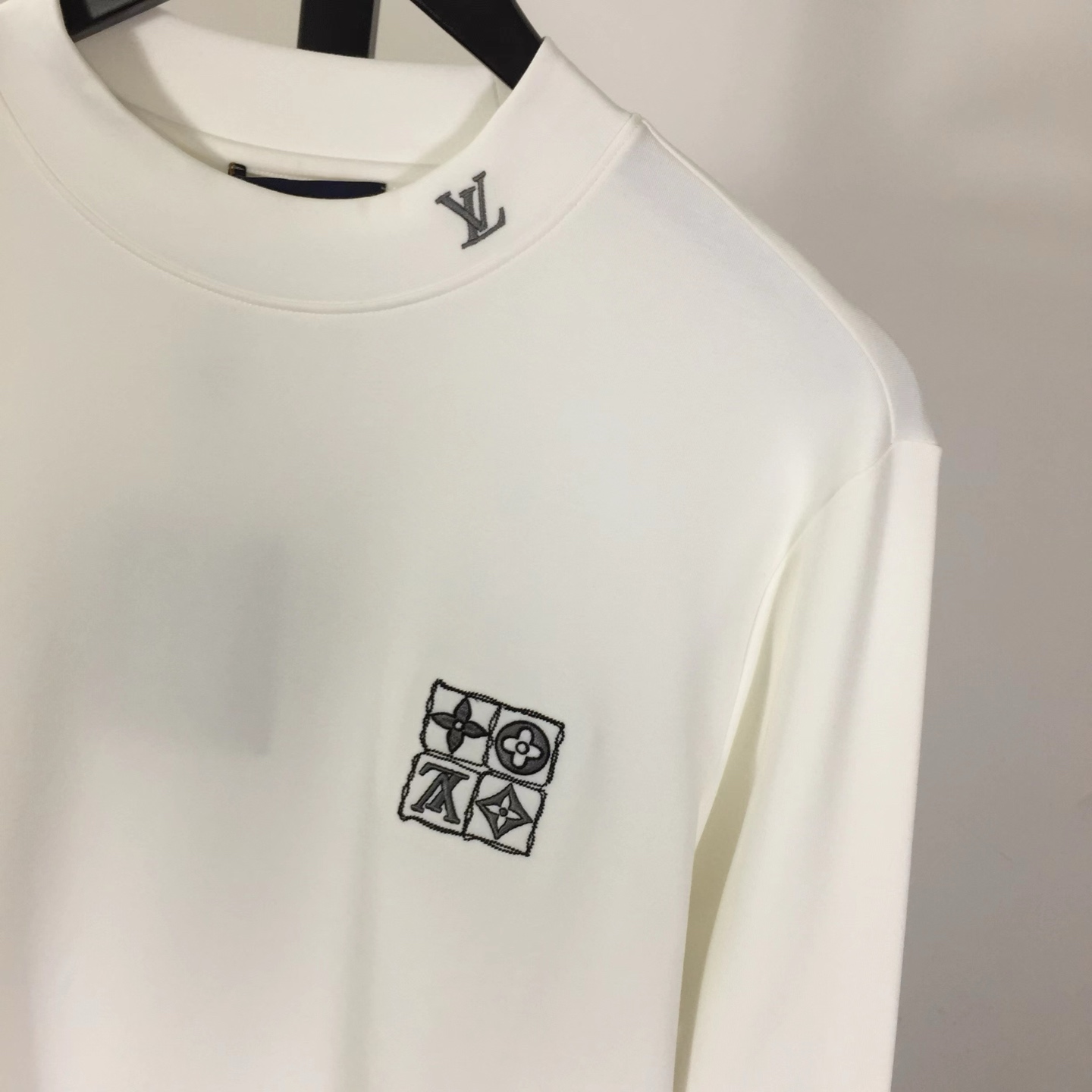 Louis Vuitton Embossed LV Long-Sleeved T-Shirt - DopestKickz