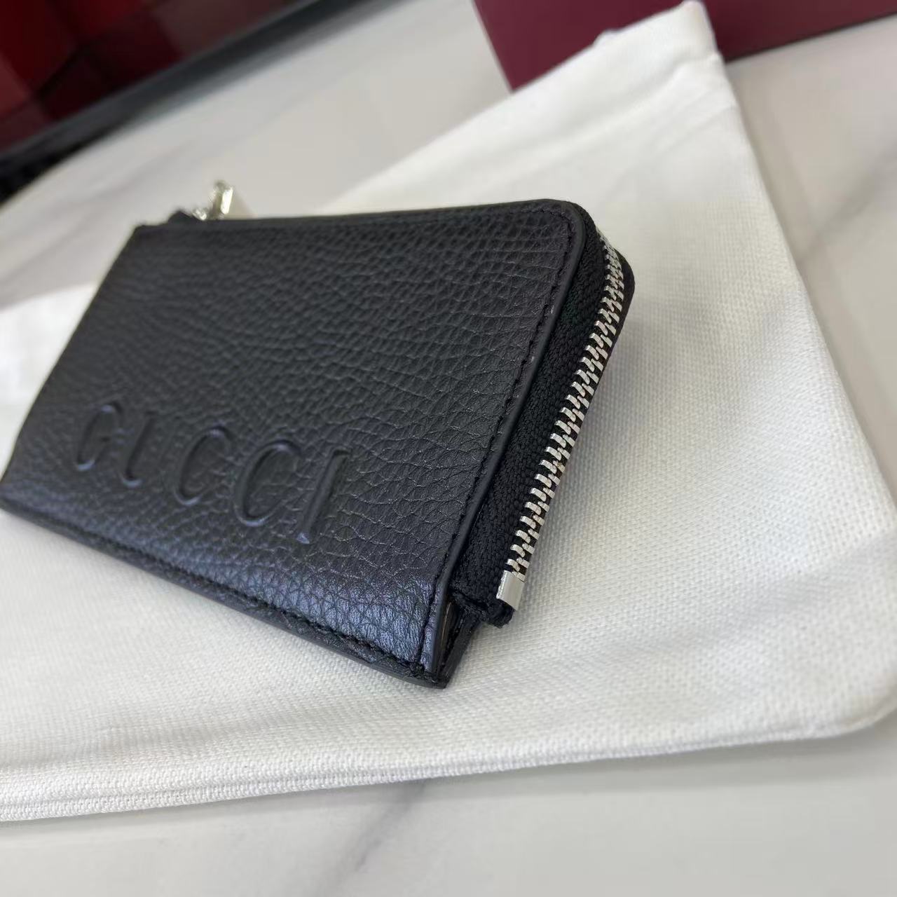 Gucci Zip Card Case With Logo - DopestKickz