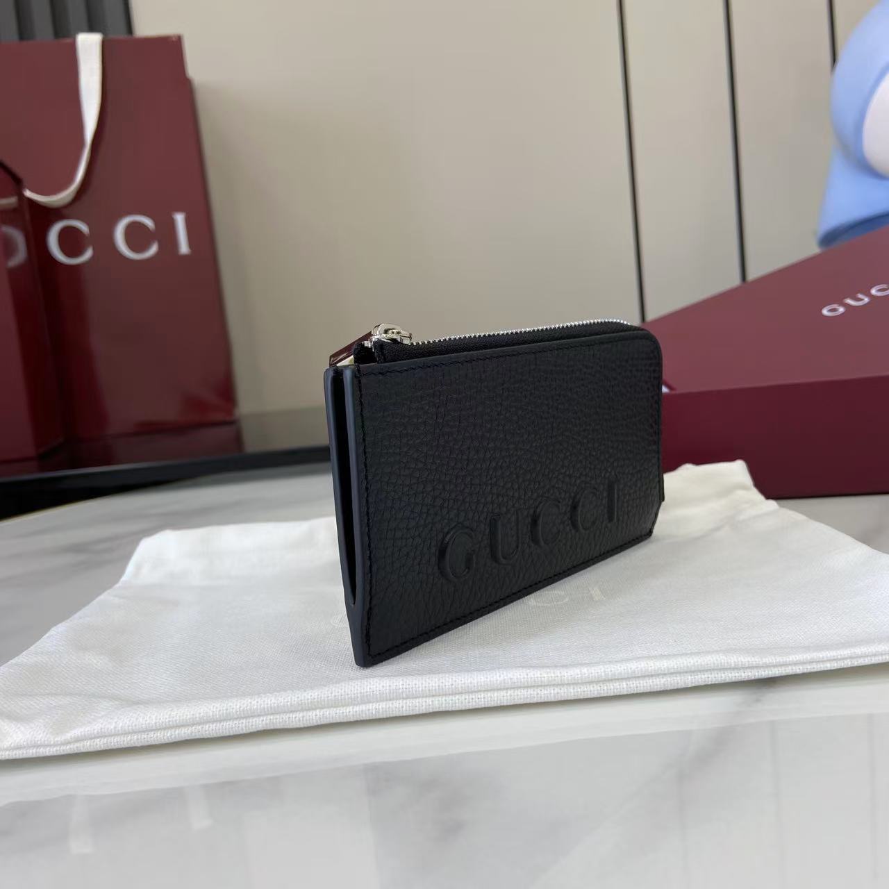 Gucci Zip Card Case With Logo - DopestKickz