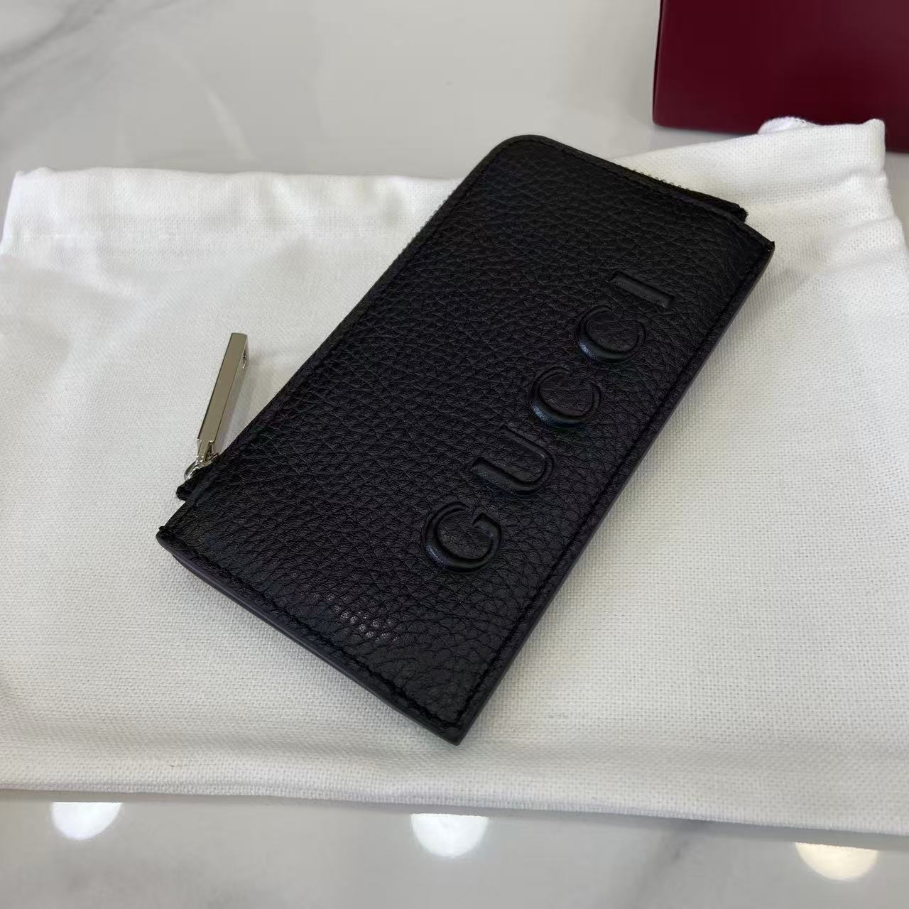 Gucci Zip Card Case With Logo - DopestKickz
