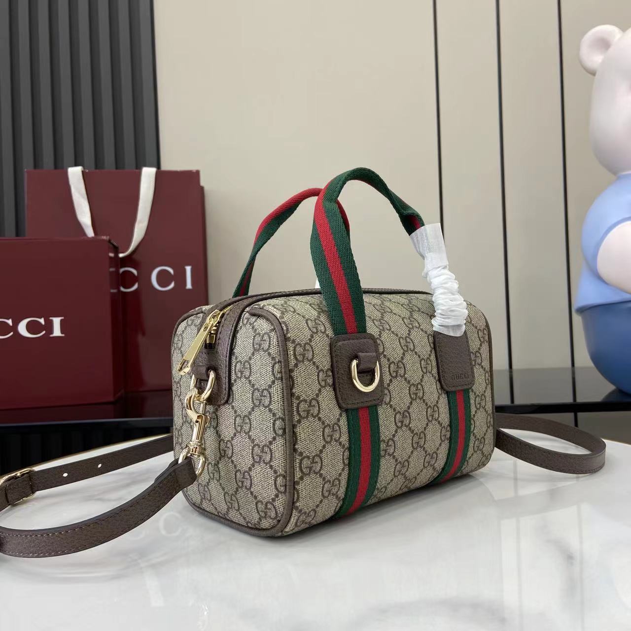 Gucci Mini GG Handbag - DopestKickz