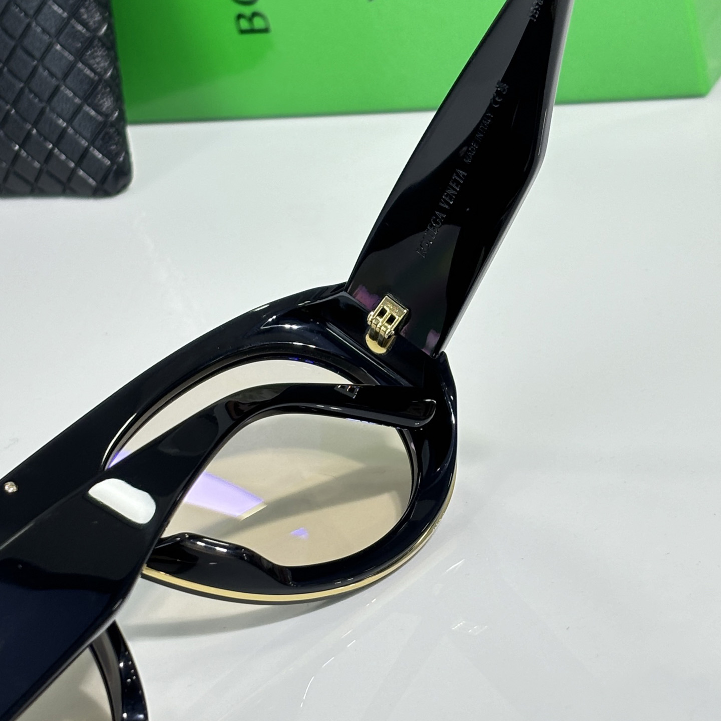 Bottega Veneta BV1362S Sunglasses   - DopestKickz