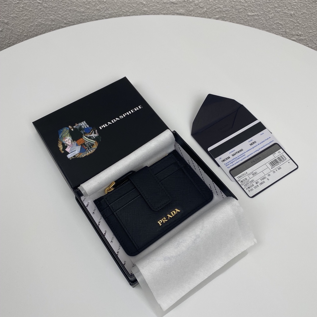 Prada Card Wallet （12-7.5cm） - DopestKickz