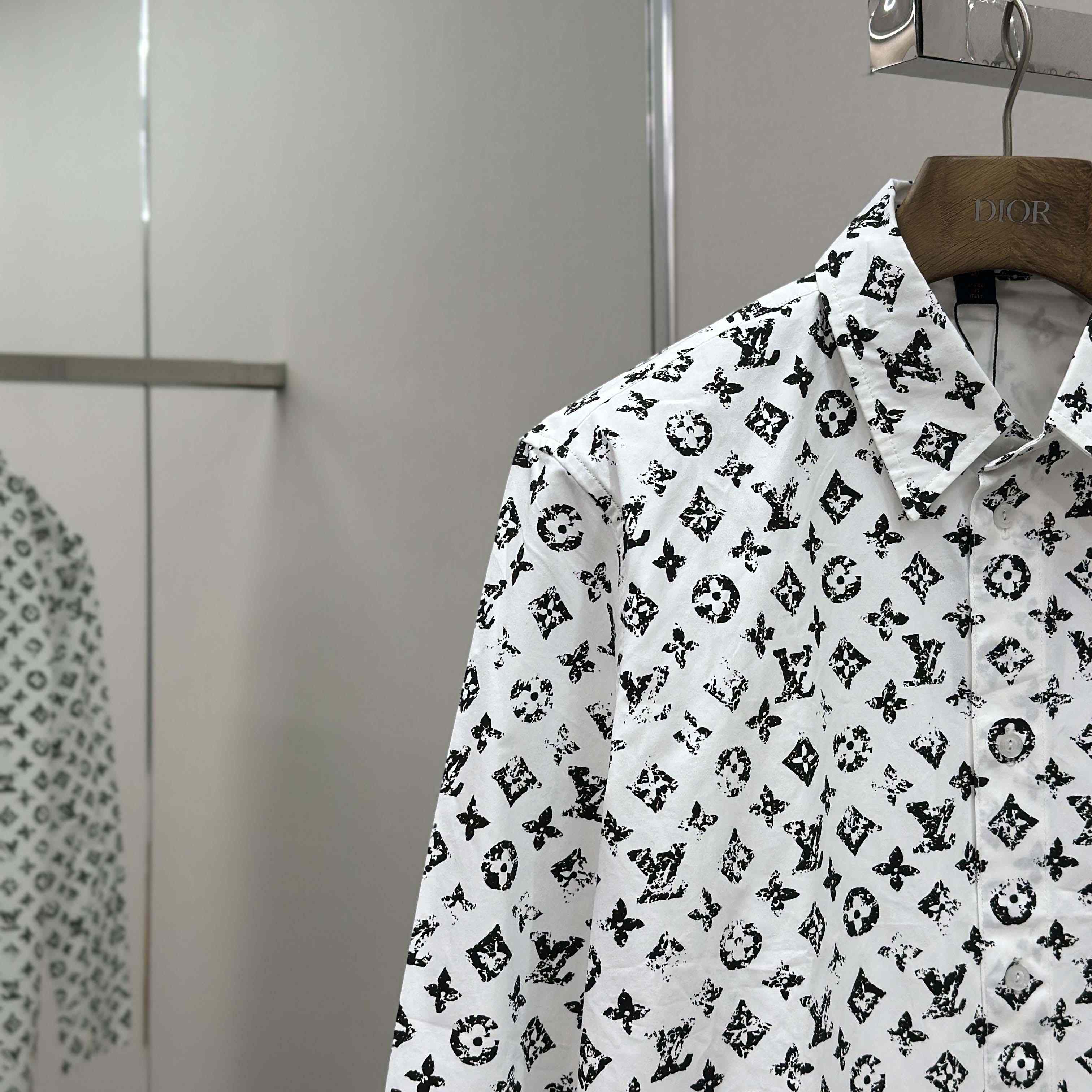 Louis Vuitton Monogram Fil Coupé Shirt   1AHX52 - DopestKickz