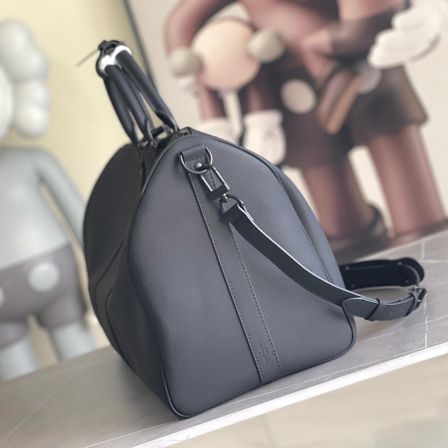 Louis Vuitton Keepall Bandoulière 50   M26118 - DopestKickz