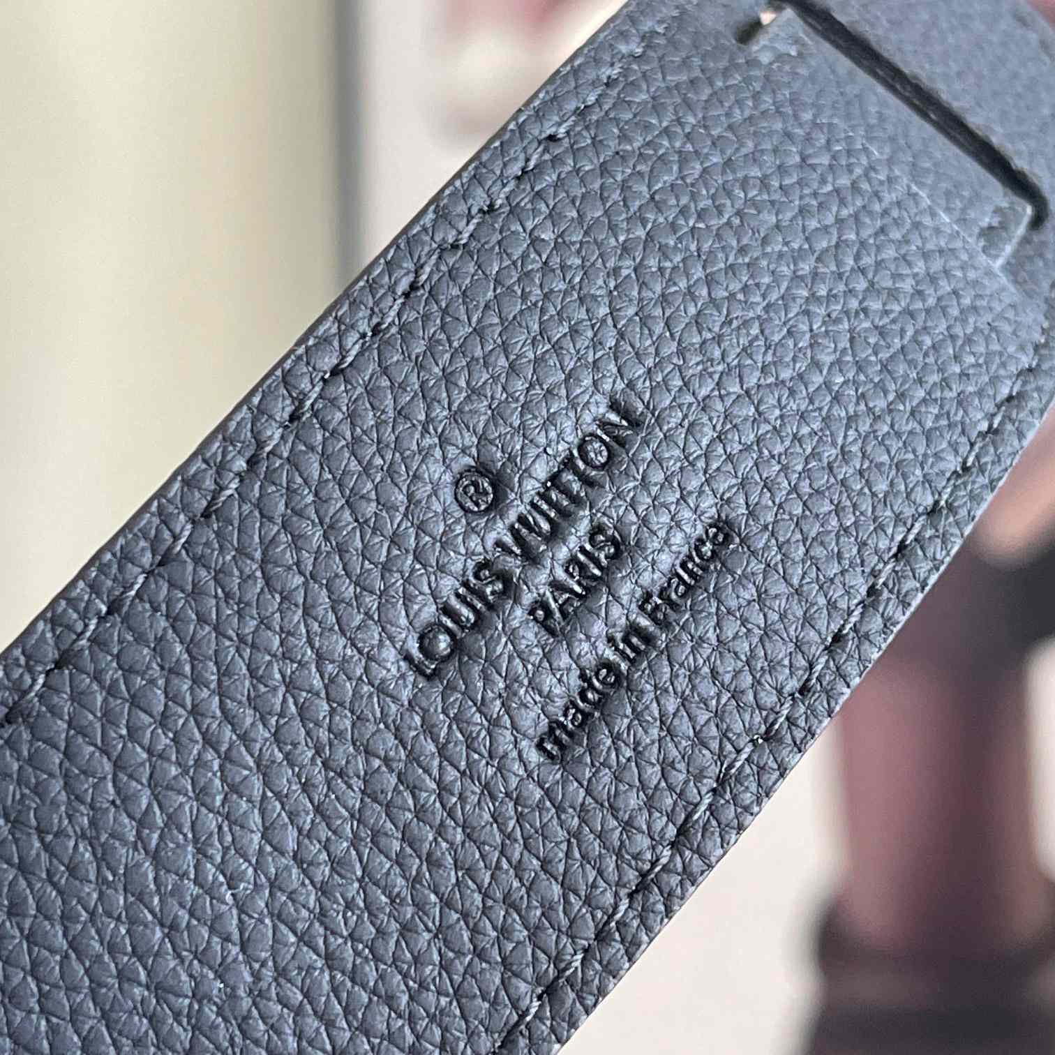 Louis Vuitton Keepall Bandoulière 50   M26118 - DopestKickz