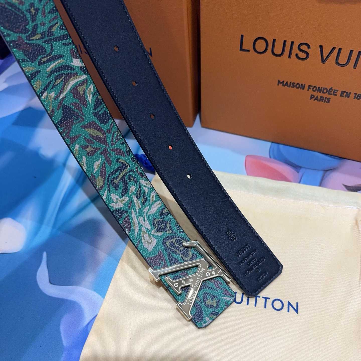 Louis Vuitton 40mm Reversible Belt  - DopestKickz