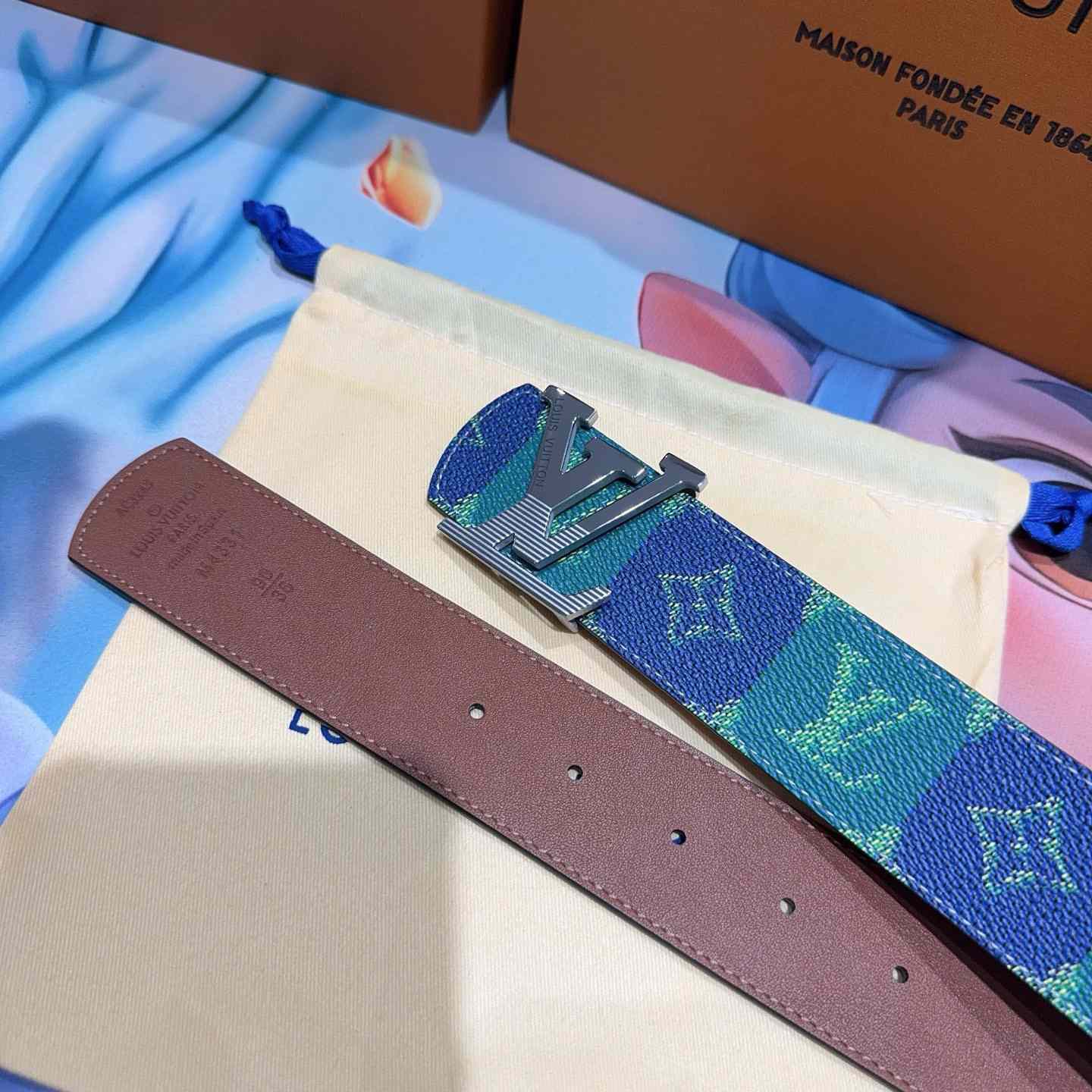 Louis Vuitton 40mm Reversible Belt  - DopestKickz
