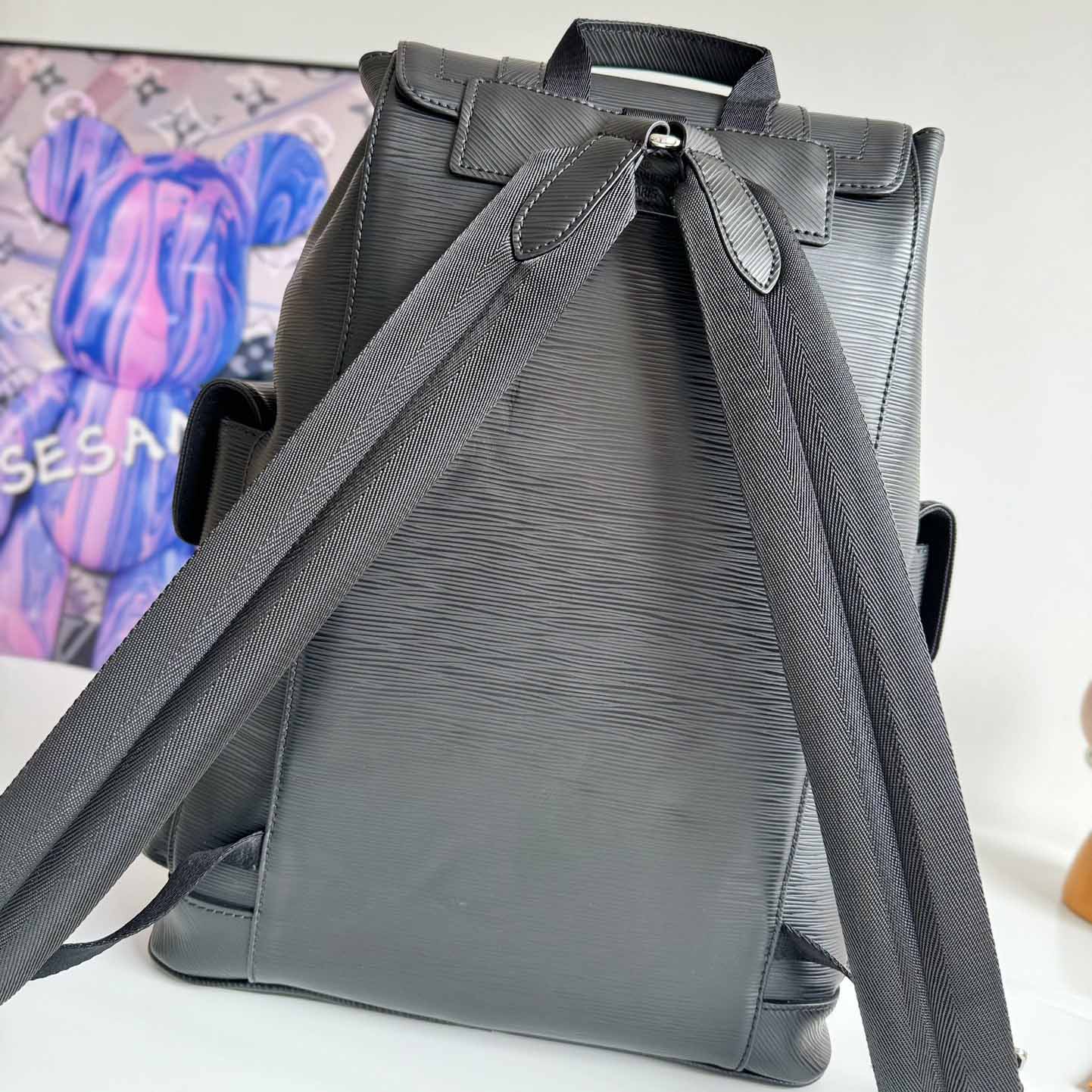 Louis Vuitton Christopher MM      M24326 - DopestKickz